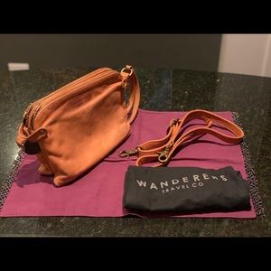 Wanderers Venetian crossbody clutch tan
